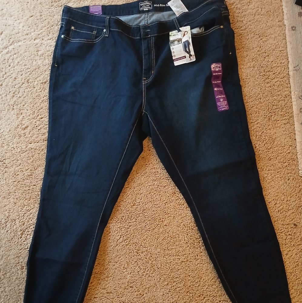 Signature by Levi Strauss brand new jeans